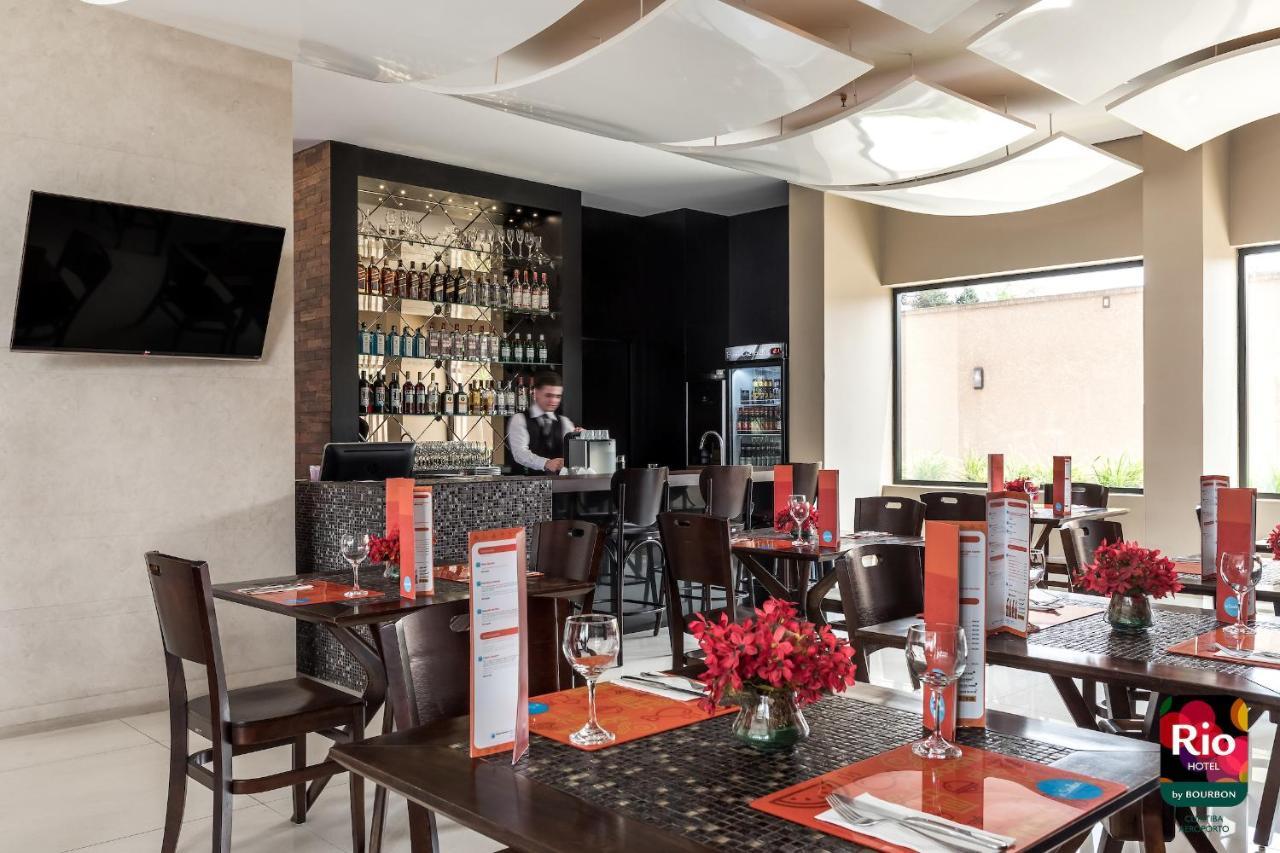 里约博本库里蒂巴机场酒店 São José dos Pinhais 外观 照片